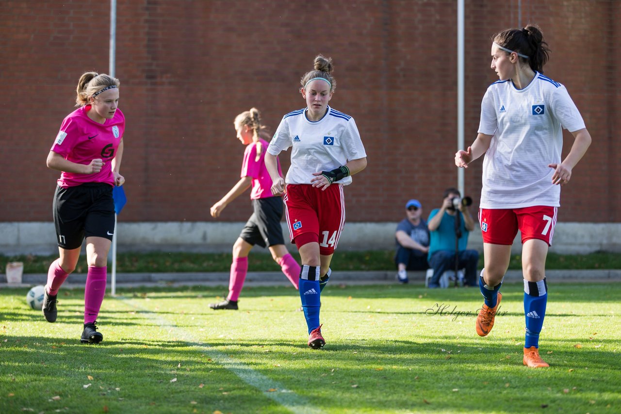 Bild 208 - wBJ HSV - SV Meppen : Ergebnis: 0:2